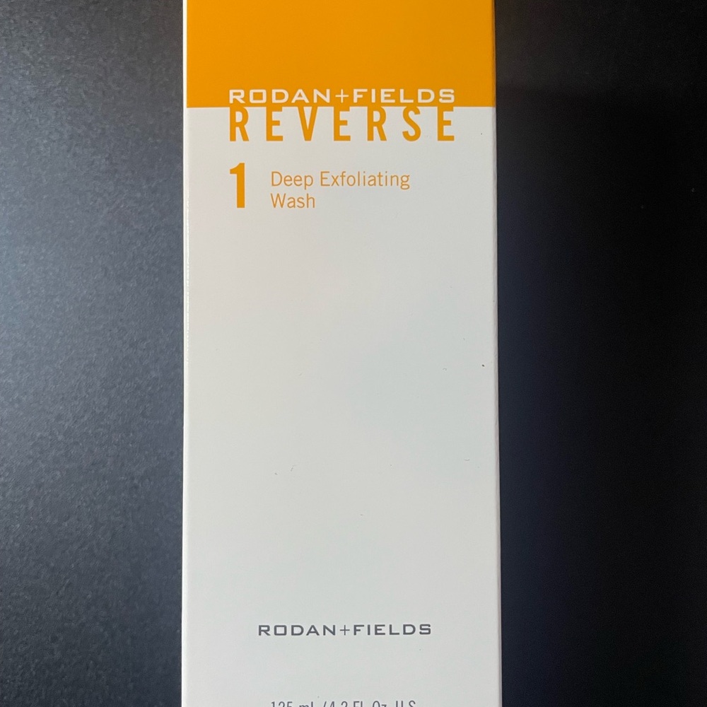 SOLD Rodan + Fields Reverse Deep Exfoliating Wash NIB
